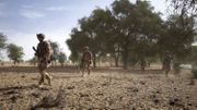 Un groupe de soldats de l'armée française patrouille dans la forêt de Tofa Gala lors de l'opération Bourgou IV dans la région du Sahel au nord du Burkina Faso le 9 novembre 2019. C'est la première fois que l'armée française, les armées nationales et la force multinationale du G5 Sahel (Mali, Burkina Faso, Niger, Mauritanie et Tchad) travaillent officiellement ensemble sur le terrain. La mission des 1400 soldats de cette opération Bourgou IV (dont 600 des 4500 soldats français de la force Barkhane) : rétablir l'autorité dans une région reculée où aucune armée n'a mis les pieds depuis plus d'un an. Un groupe de soldats de l'armée française patrouille dans la forêt de Tofa Gala lors de l'opération Bourgou IV dans la région du Sahel au nord du Burkina Faso le 9 novembre 2019. C'est la première fois que l'armée française, les armées nationales et la force multinationale du G5 Sahel (Mali, Burkina Faso, Niger, Mauritanie et Tchad) travaillent officiellement ensemble sur le terrain. La mission des 1400 soldats de cette opération Bourgou IV (dont 600 des 4500 soldats français de la force Barkhane) : rétablir l'autorité dans une région reculée où aucune armée n'a mis les pieds depuis plus d'un an.