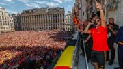 Une Grand Place comble: 6.000 supporters des Diables présents à leur retour Une Grand Place comble: 6.000 supporters des Diables présents à leur retour