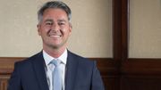 Hugues Bayet restera bien bourgmestre de Farciennes et député fédéral Hugues Bayet restera bien bourgmestre de Farciennes et député fédéral
