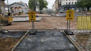 Travaux toujours en cours du côté de la porte de Ninove, côté intérieur de la petite ceinture de Bruxelles. Travaux toujours en cours du côté de la porte de Ninove, côté intérieur de la petite ceinture de Bruxelles.