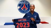 Kimpembe prolonge au PSG jusqu'en 2023 le jour de ses 23 ans Kimpembe prolonge au PSG jusqu'en 2023 le jour de ses 23 ans