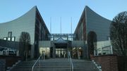 Le nouveau palais de justice de Nivelles, à l'extérieur de la ville, sur lequel les magistrats voudraient voir implantés l'ensemble des services et tribunaux. Le nouveau palais de justice de Nivelles, à l'extérieur de la ville, sur lequel les magistrats voudraient voir implantés l'ensemble des services et tribunaux.