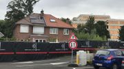 La terrasse de Matthieu est située à moins de deux mètres de la nouvelle gare de Boitsfort et donc des travaux La terrasse de Matthieu est située à moins de deux mètres de la nouvelle gare de Boitsfort et donc des travaux