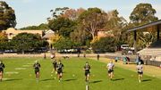 Pas d'entraînement avec contact avant longtemps en rugby Pas d'entraînement avec contact avant longtemps en rugby