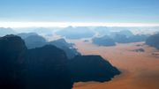 Désert de "Wadi Rum", Jordanie Désert de "Wadi Rum", Jordanie