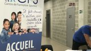 Bouteilles d'eau, crème solaire et casquette : les éléments indispensable pour une journée de stage estivale Bouteilles d'eau, crème solaire et casquette : les éléments indispensable pour une journée de stage estivale