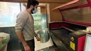 Immersion dans un atelier de plexiglas à Fleurus : "Si je commande 100 plaques aujourd'hui, je serai livré le 15 octobre" Immersion dans un atelier de plexiglas à Fleurus : "Si je commande 100 plaques aujourd'hui, je serai livré le 15 octobre"