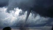 Certaines averses orageuses peuvent causer les mêmes dégâts qu'une tornade Certaines averses orageuses peuvent causer les mêmes dégâts qu'une tornade