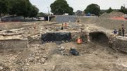 Les archéologues démontent les vestiges du Grognon pour atteindre les couches plus anciennes Les archéologues démontent les vestiges du Grognon pour atteindre les couches plus anciennes