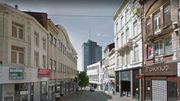 La plupart des emplacements commerciaux de la rue de la montagne sont toujours vides La plupart des emplacements commerciaux de la rue de la montagne sont toujours vides