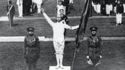 Victor Boin prête le Serment Olympique, à Anvers, en 1920 Victor Boin prête le Serment Olympique, à Anvers, en 1920