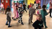 Même lors de la récréation, c'est pyjama party à l'école communale de Spy Même lors de la récréation, c'est pyjama party à l'école communale de Spy