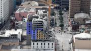 Une grue s'effondre sur le Hard Rock Hotel en construction à La Nouvelle Orléans: un mort Une grue s'effondre sur le Hard Rock Hotel en construction à La Nouvelle Orléans: un mort