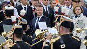 "Tu m'appelles monsieur": Emmanuel Macron fait la leçon à un ado qui l'avait appelé "Manu" "Tu m'appelles monsieur": Emmanuel Macron fait la leçon à un ado qui l'avait appelé "Manu"