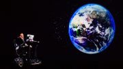 La voix de Stephen Hawking envoyée dans l'espace pour son inhumation La voix de Stephen Hawking envoyée dans l'espace pour son inhumation