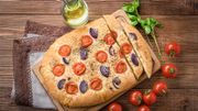 Fougasse aux légumes de saison (recette facile et savoureuse) Fougasse aux légumes de saison (recette facile et savoureuse)