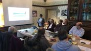 Conférence de presse de la plate-forme "Contournement nord de Wavre". Debout à gauche, Christine Paillet, d'Action environnement Beauvechain. Elle est inquiète pour le paysage et l'environnement. Conférence de presse de la plate-forme "Contournement nord de Wavre". Debout à gauche, Christine Paillet, d'Action environnement Beauvechain. Elle est inquiète pour le paysage et l'environnement.