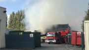 Important incendie dans une usine de gaufres à Mouscron Important incendie dans une usine de gaufres à Mouscron