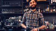Et si en plus le barman a un si joli sourire! Et si en plus le barman a un si joli sourire!