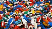 En 2012, la société Playmobil vendaient environ 55 millions de boîtes par an dans le monde. En 2012, la société Playmobil vendaient environ 55 millions de boîtes par an dans le monde.