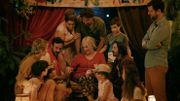 Mamie Sara (Carmen Maura) avec toute sa tribu ! Mamie Sara (Carmen Maura) avec toute sa tribu !