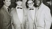 Toots en 1953, accompagné de Bobbejan Schoepen, George Shearing et Joe Williams (de gauche à droite) Toots en 1953, accompagné de Bobbejan Schoepen, George Shearing et Joe Williams (de gauche à droite)