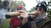 Canada: l'engouement pour le cannabis légalisé persiste, premières pénuries Canada: l'engouement pour le cannabis légalisé persiste, premières pénuries