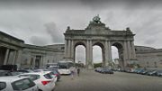 Le stationnement interdit pour trois ans à l'esplanade du Cinquantenaire Le stationnement interdit pour trois ans à l'esplanade du Cinquantenaire