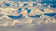 Svalbard, 78° de latitude nord, un décor de bout du monde entre la Norvège (pays souverain sur l’archipel) et le pôle Nord. Svalbard, 78° de latitude nord, un décor de bout du monde entre la Norvège (pays souverain sur l’archipel) et le pôle Nord.