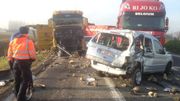 Le brouillard provoque le chaos sur l'A19: 50 véhicules impliqués, des victimes Le brouillard provoque le chaos sur l'A19: 50 véhicules impliqués, des victimes