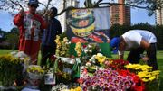 La tombe d'Ayrton Senna se trouve dans un cimetière de Sao Paulo. La tombe d'Ayrton Senna se trouve dans un cimetière de Sao Paulo.
