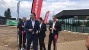 Les ministres Maxime Prévot et Carlo Di Antonio et le bourgmestre d'Hensies Eric Thiébaut sont venus inaugurer la nouvelle aire frontalière Les ministres Maxime Prévot et Carlo Di Antonio et le bourgmestre d'Hensies Eric Thiébaut sont venus inaugurer la nouvelle aire frontalière