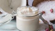 Trois recettes de crème hydratante pour soulager vos mains gercées Trois recettes de crème hydratante pour soulager vos mains gercées