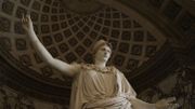 Restaurée, l'Athéna du Louvre retrouve sa blancheur étincelante
