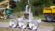 L’un des nombreux robots utilisés pour arrêter l’incendie et réduire la radioactivité autour du cœur. L’un des nombreux robots utilisés pour arrêter l’incendie et réduire la radioactivité autour du cœur.