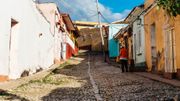 Cuba, figé dans le passé, vit comme au siècle dernier, à l'image du centre historique de Trinidad. Cuba, figé dans le passé, vit comme au siècle dernier, à l'image du centre historique de Trinidad.