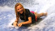 Dans Snooze, on vous invite à faire du surf... indoor! Dans Snooze, on vous invite à faire du surf... indoor!