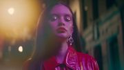 Sabrina Claudio et Zayn visitent une ville futuriste dans le clip de "Rumors" Sabrina Claudio et Zayn visitent une ville futuriste dans le clip de "Rumors"