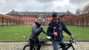 Fanny enfourche son vélo à Gembloux Fanny enfourche son vélo à Gembloux