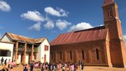 Reboiser l'âme humaine, le challenge de Naïna, neuropsychiatre à Madagascar Reboiser l'âme humaine, le challenge de Naïna, neuropsychiatre à Madagascar