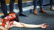 Salon de l'auto: des militants d'Extinction Rebellion s'enchainent aux volants et taguent des voitures avec du sang Salon de l'auto: des militants d'Extinction Rebellion s'enchainent aux volants et taguent des voitures avec du sang