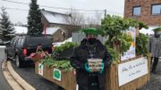 "le chou vient à nous!" "le chou vient à nous!"