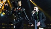 Le show de Jennifer Lopez et Shakira, jugé trop sexy, a reçu plus de 1300 plaintes Le show de Jennifer Lopez et Shakira, jugé trop sexy, a reçu plus de 1300 plaintes