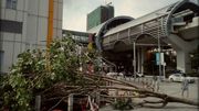A Guangzhou entre Canton et Hong Kong, la tempête a laissé beaucoup de dégâts derrière elle. A Guangzhou entre Canton et Hong Kong, la tempête a laissé beaucoup de dégâts derrière elle.