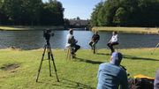 Photo prise lors du tournage de l'émission spéciale : "Le temps d'une histoire - Il y a 60 ans, l'indépendance du Congo" au parc de Tervuren. Photo prise lors du tournage de l'émission spéciale : "Le temps d'une histoire - Il y a 60 ans, l'indépendance du Congo" au parc de Tervuren.