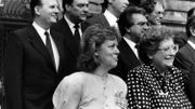 Roger Delizée, secrétaire d'Etat à la Santé (tout à gauche) et Marcel Colla (à droite, au centre). Roger Delizée, secrétaire d'Etat à la Santé (tout à gauche) et Marcel Colla (à droite, au centre).