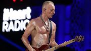 Def Leppard : Phil Collen explique pourquoi il est toujours torse nu sur scène Def Leppard : Phil Collen explique pourquoi il est toujours torse nu sur scène