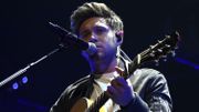 Niall Horan dévoile la balade "Put a Little Love on Me"