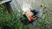 Un Salvadorien et sa fille se noient en tentant de gagner les Etats-Unis, la photo qui choque Un Salvadorien et sa fille se noient en tentant de gagner les Etats-Unis, la photo qui choque