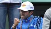 Justine Henin et les célèbres enveloppes de Carlos Rodriguez Justine Henin et les célèbres enveloppes de Carlos Rodriguez
